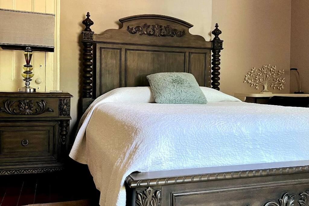 Agatha'S Historic Home Free Parking Wi-Fi Deck Mobile Ngoại thất bức ảnh